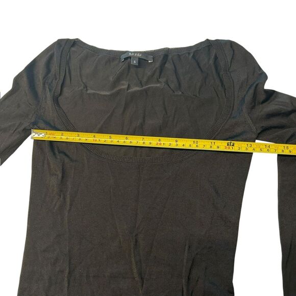 Gucci Women’s Size S Long Sleeve Scoop Neck Tee Black Minimalist Old Money Basic - Picture 5 of 7